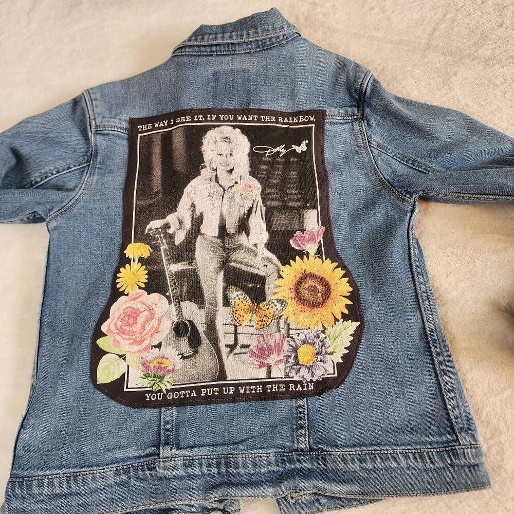 Levi's Dolly Parton Hocus Denim Jacket Size Large